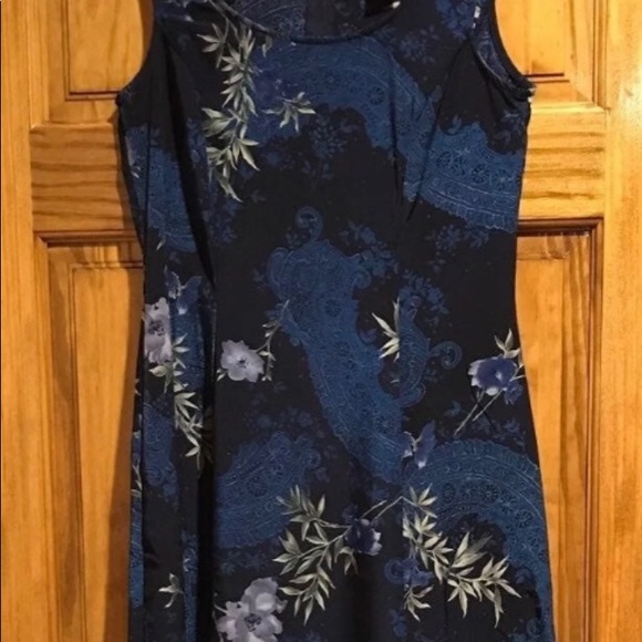 Scarlett Blue Multicolor Flower Floral Maxi Dress
Ladies 4 - 6 Small 
Measures - Picture 12 of 16